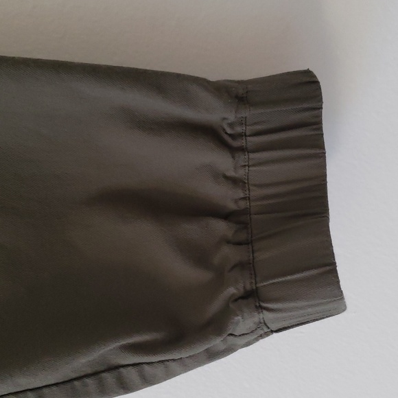 Tommy John Go Anywhere collection jogger pants khaki green size 32/33 - Picture 6 of 12